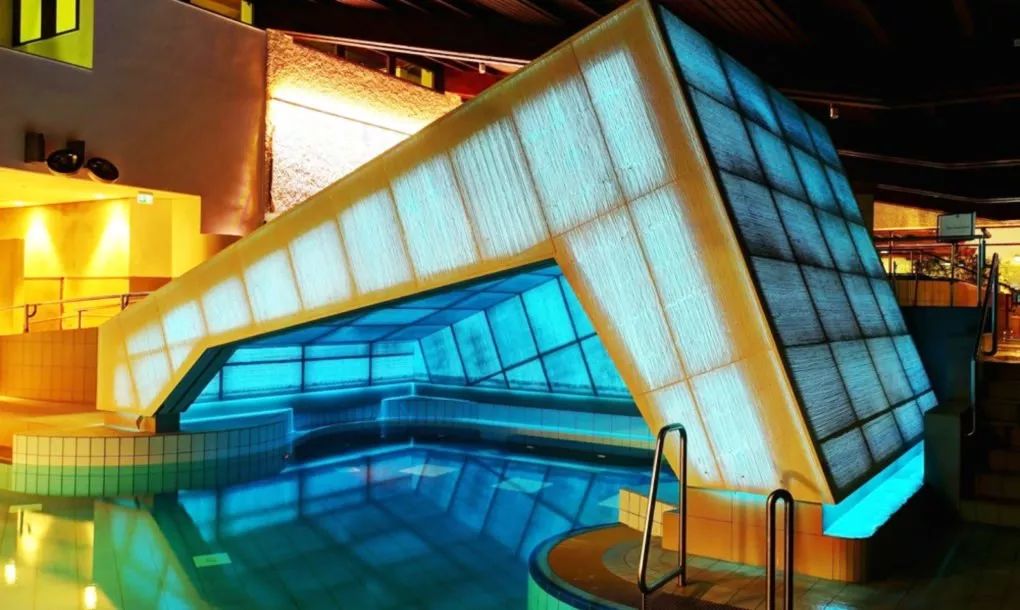 混凝土墙面居然可以透光这是什么操作