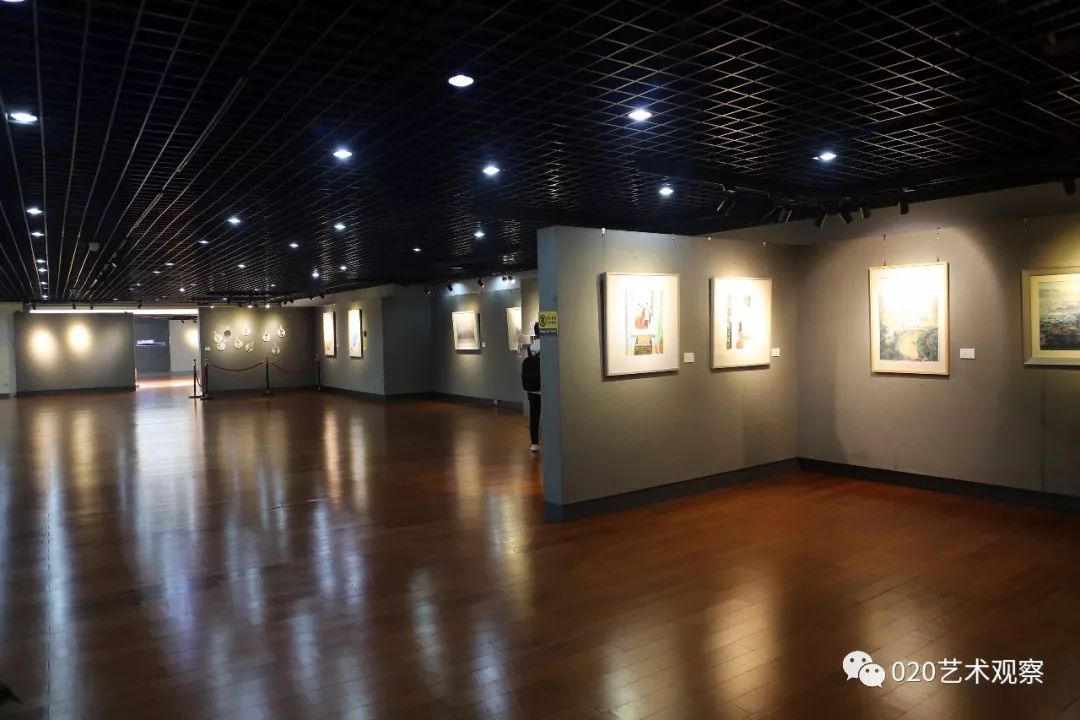 展览地点:深圳中心书城南区深圳艺廊&东晓美术馆过去与现在的形态