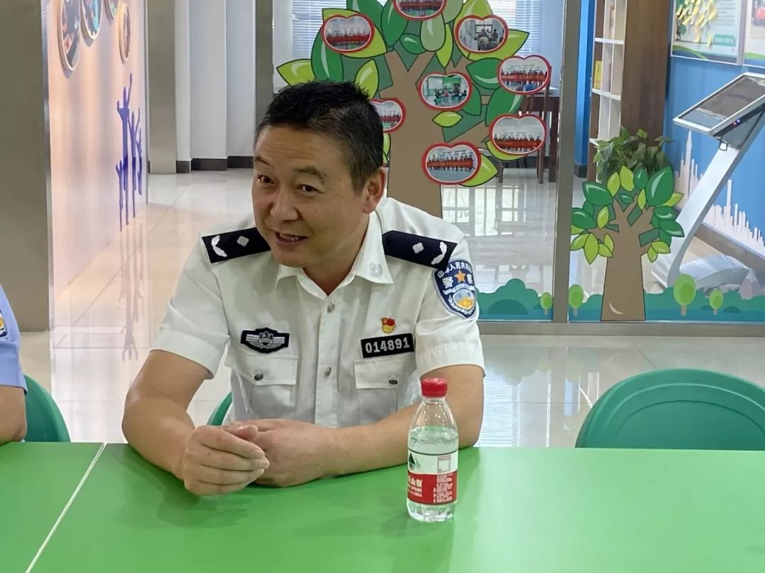 杭州市禁毒支队检查指导街道禁毒教育基地和"沈耘工作室"_陆忠民