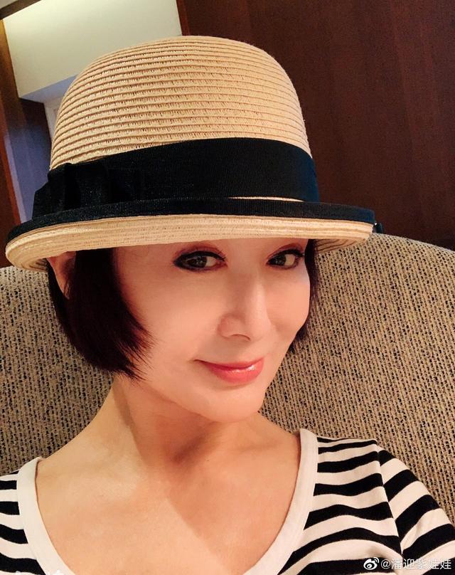 74岁潘迎紫近照不见衰老迹象养生冻龄秘诀曝光