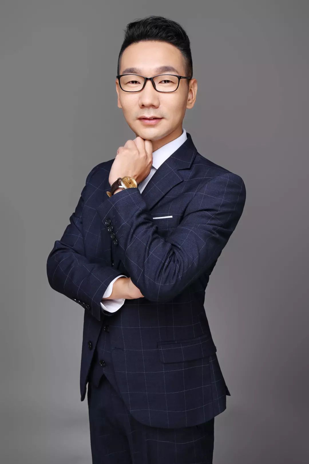 分享张羽总的今日埃观点,定期分享埃早会内容,分享桂律师佳和佳事公众