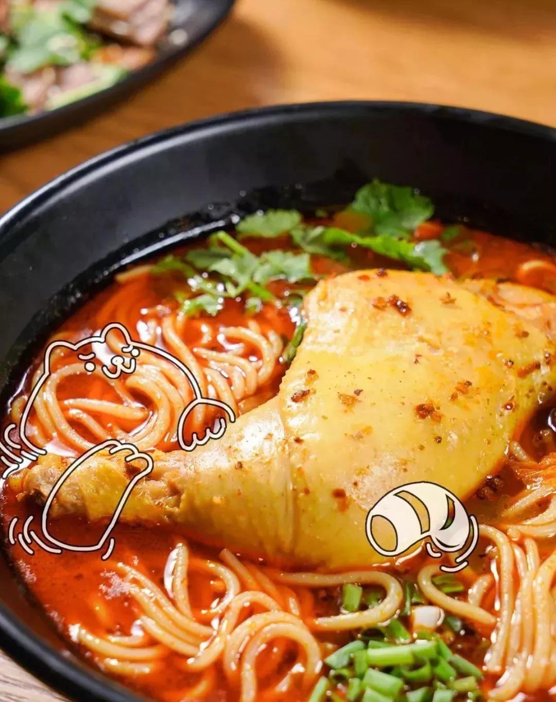 嗦粉星人都知道的米粉店排队也要来一碗