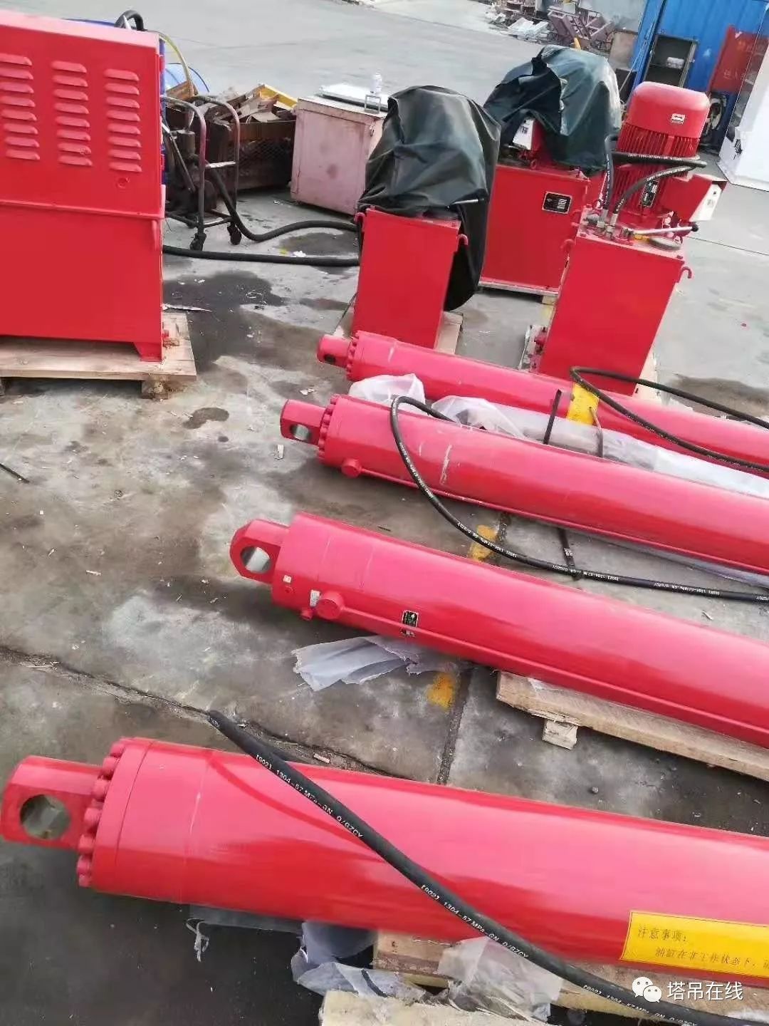 中国塔机液压油缸油泵站维修基地