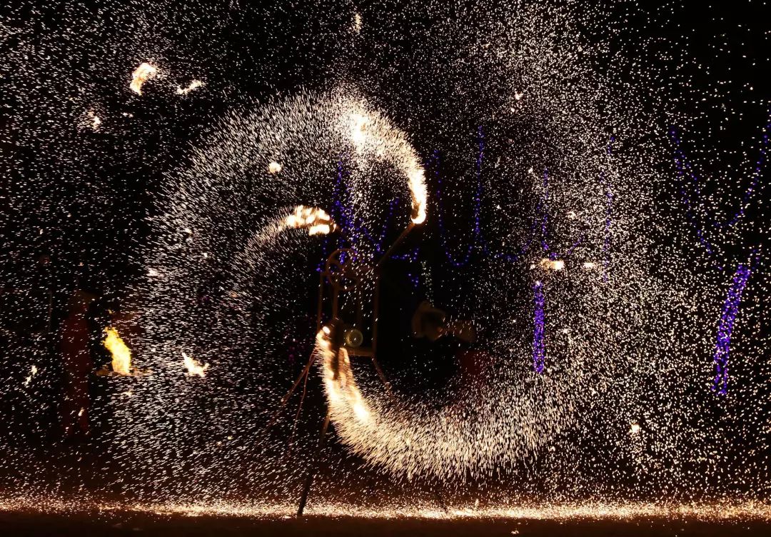 望天湖出大招,黄金周门票免费送,万元奖金等你来拿!