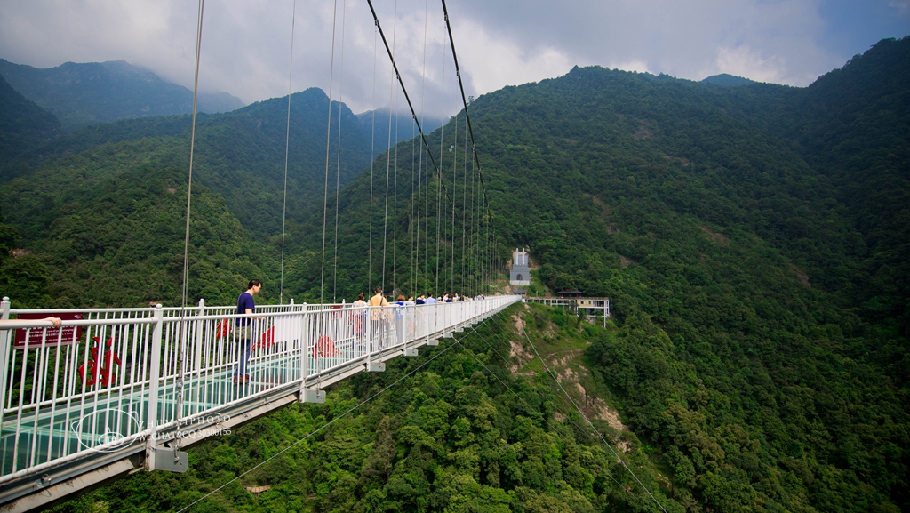 韶關|廣東第一座,高空玻璃橋,乳源雲門山_旅遊