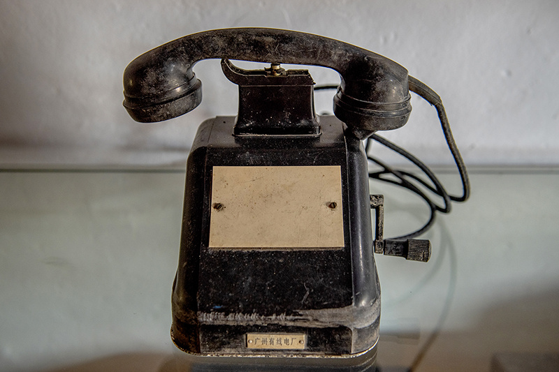 小时候曾亲眼所见我的祖辈,父辈使用带有时代印记的日常生活用品