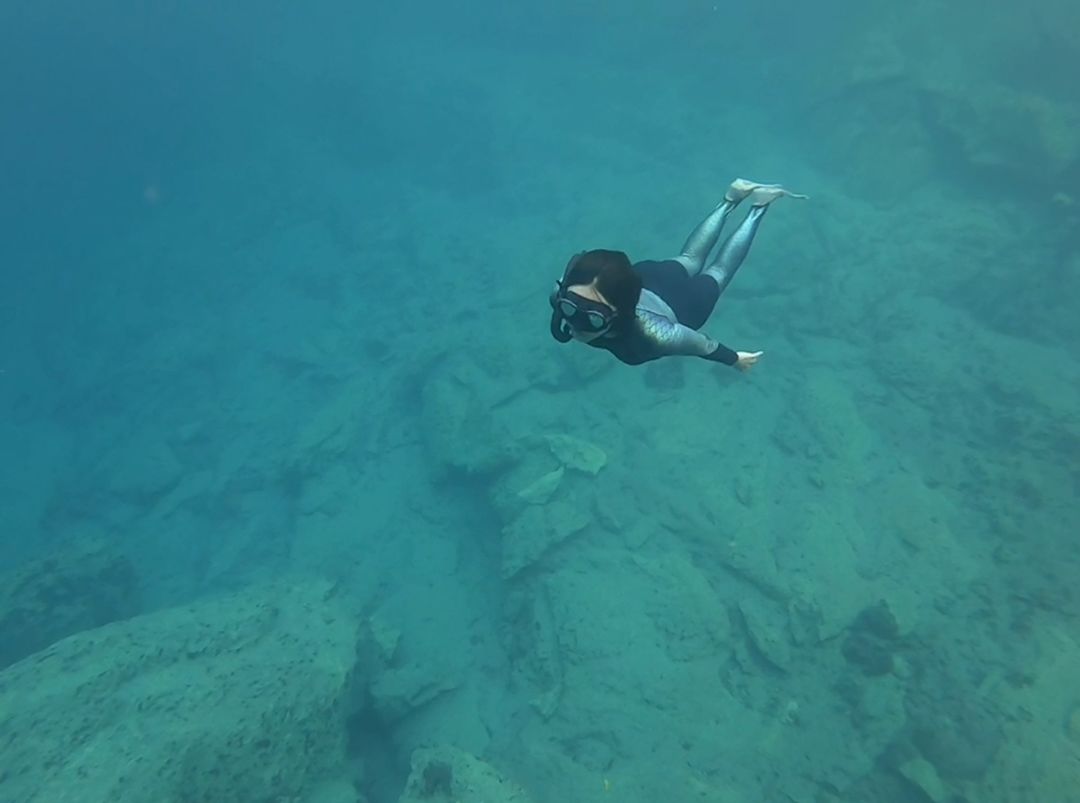 amber可以为了一张照片泡在海里5个小时