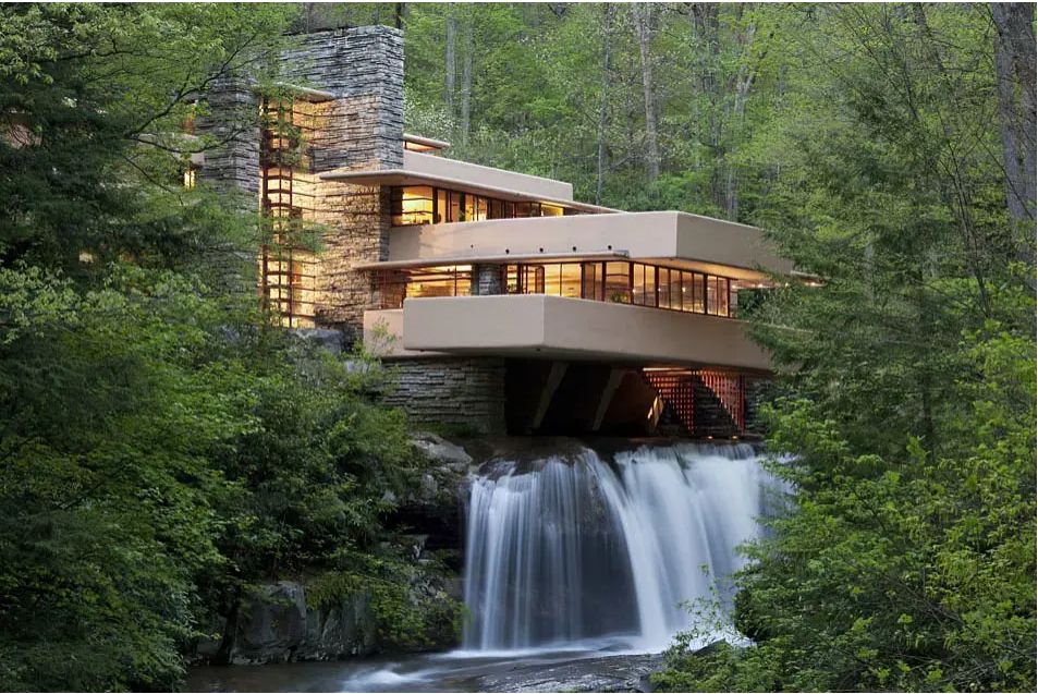 由奔放的艺术暴君弗兰克劳埃德赖特