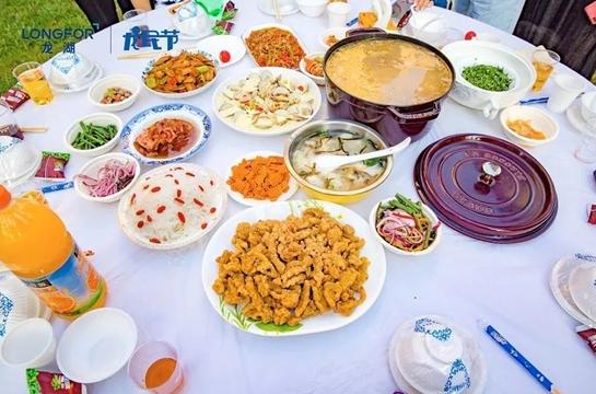 西安龙湖"龙民节"——百家宴备受好评