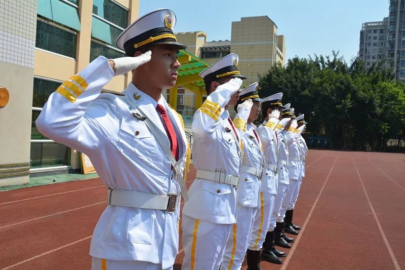 他们最懂旗的红福州金山中学国旗护卫队荣膺市十佳国旗护卫队