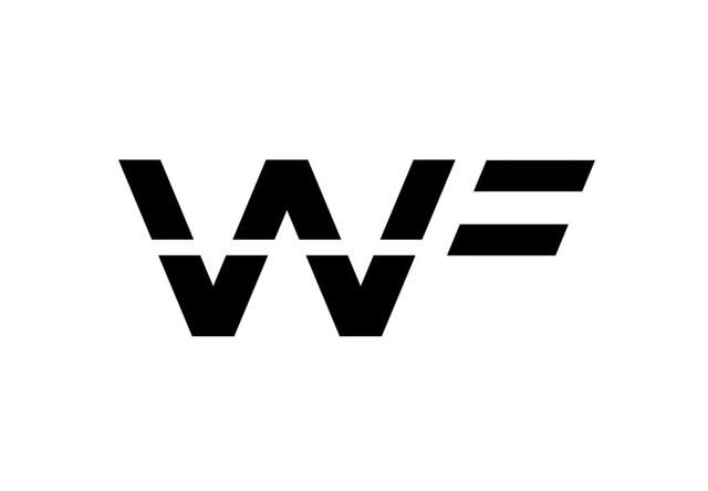 颠覆性vi完胜动车俱乐部侃路队长职能制式肩饰手表有讲究