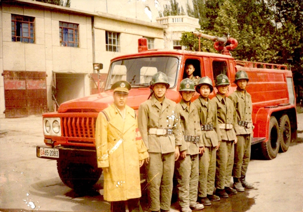 原创从传统到现代新疆阿克苏消防救援队伍45年发展史