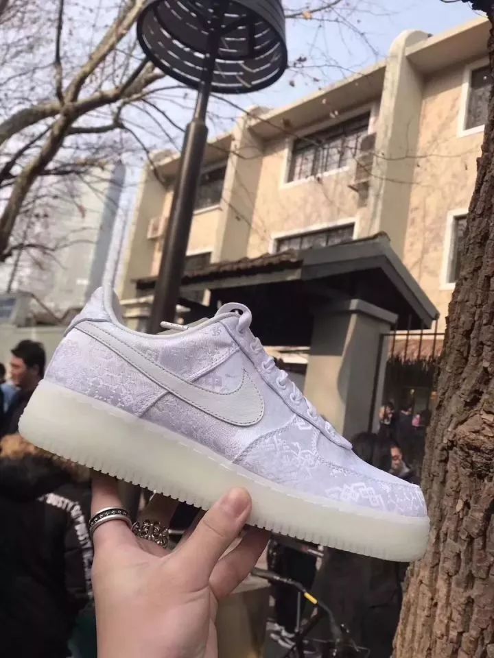 陈冠希宠粉实锤蓝丝绸官宣