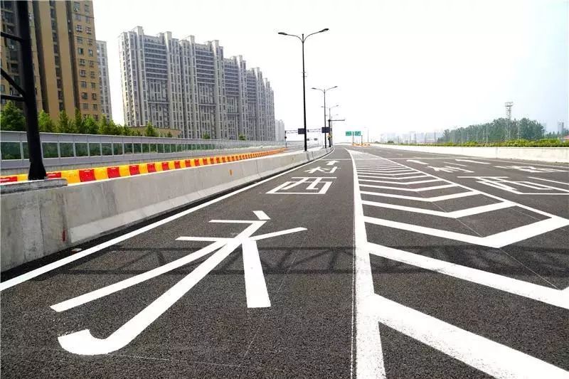 明早10点留石快速路北延开通试运行比走地面节约15分钟