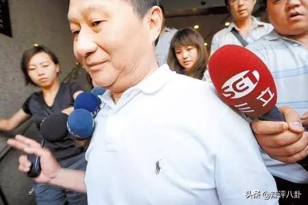 这位豪门贵妇真彪悍,打骂丈夫,剪刀追杀,还敢恐吓公婆?_李仕凡