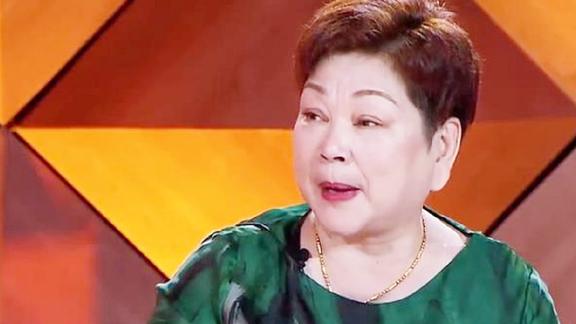 钱枫玩蹦极妈妈团集体反对钱妈称心脏承受不了