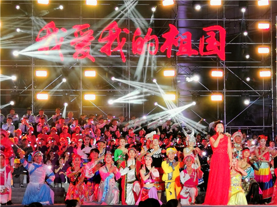 江苏省海安市举办社会各界群众庆祝新中国成立70周年联欢晚会 图23