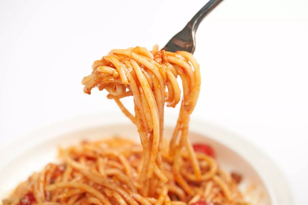 不想下厨的人,都值得这盘"方便意面",好吃到舔盘子