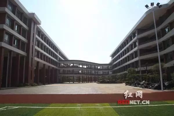 長沙比較好的初中有哪些?看看孩子以后的前景(圖19) 長沙比較好的初中有哪些?看看孩子以后的前景(圖19)