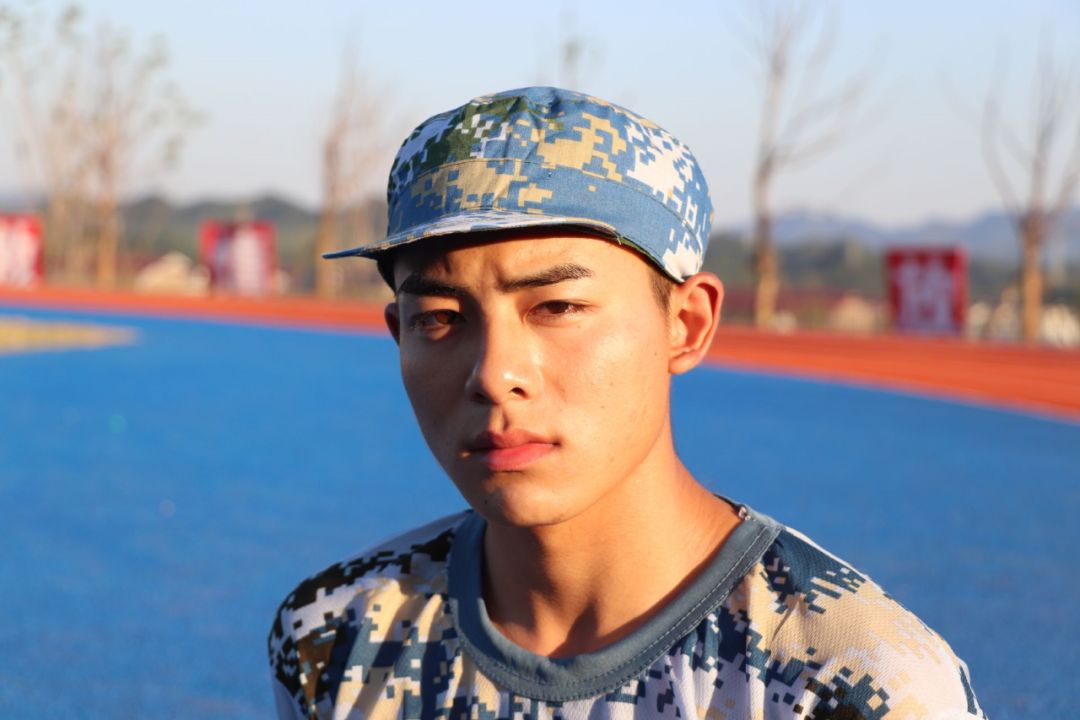 军训特辑景院军训男神女神出炉看颜值逆天的军装show