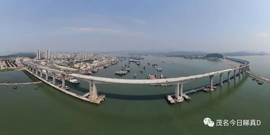茂名博贺湾大桥全线贯通航拍全景