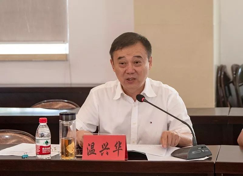 办理实效,9月27日上午,县人大常委会副主任温兴华率调查组来到金乡镇