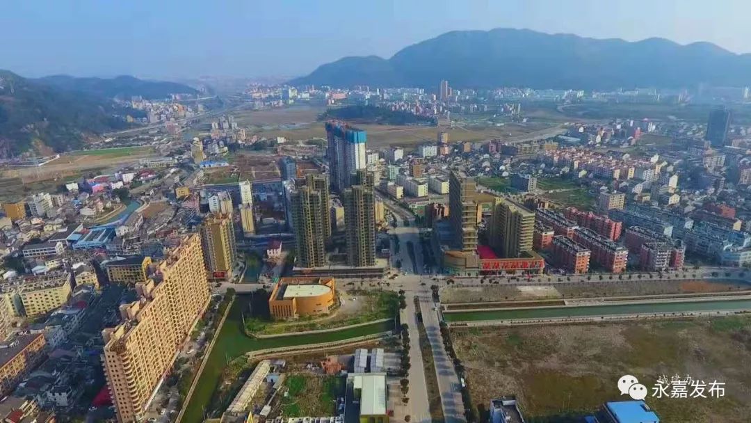 瓯江北岸永不落伍的明珠城乌牛街道驶入农工商经济快速道