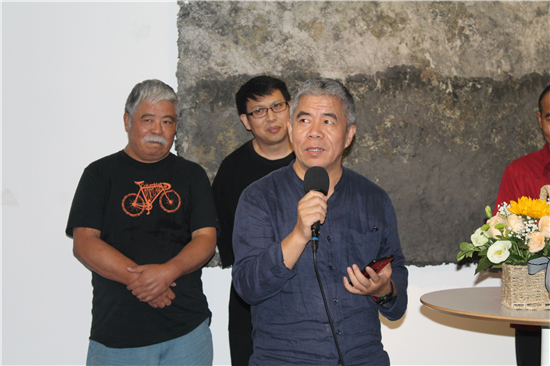 杨建国先生致辞本次活动学术主持 牧野先生致辞本次活动策展人 禹至