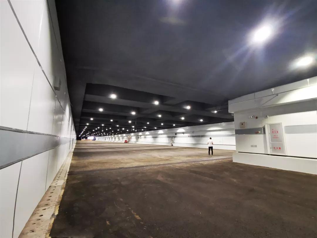 CBD隧道图片