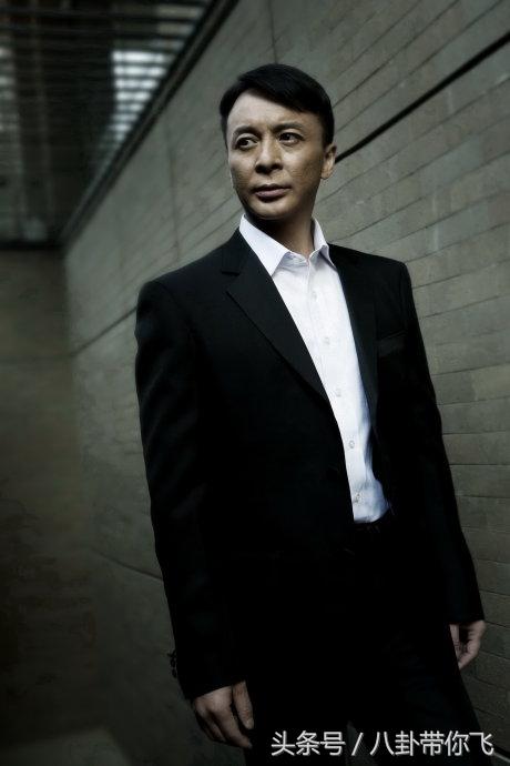 因演戏险失明,这位西安男演员因大众脸无人识_石文中