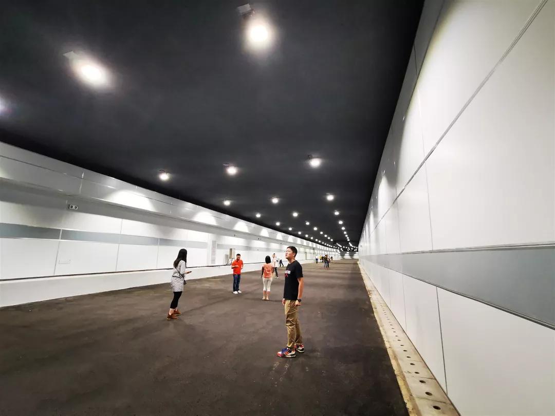 CBD隧道图片