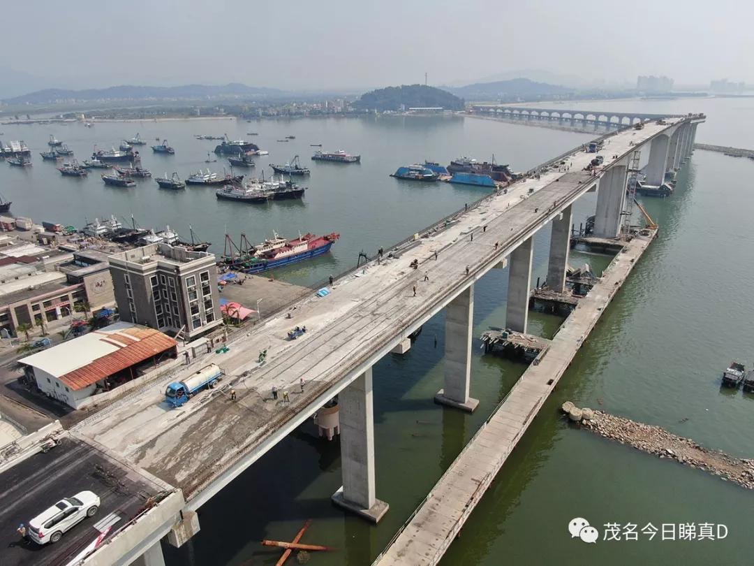 好消息博贺湾大桥全线贯通全长4956公里附高清航拍