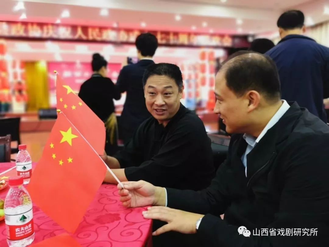 稷山县蒲剧团献上美好祝愿