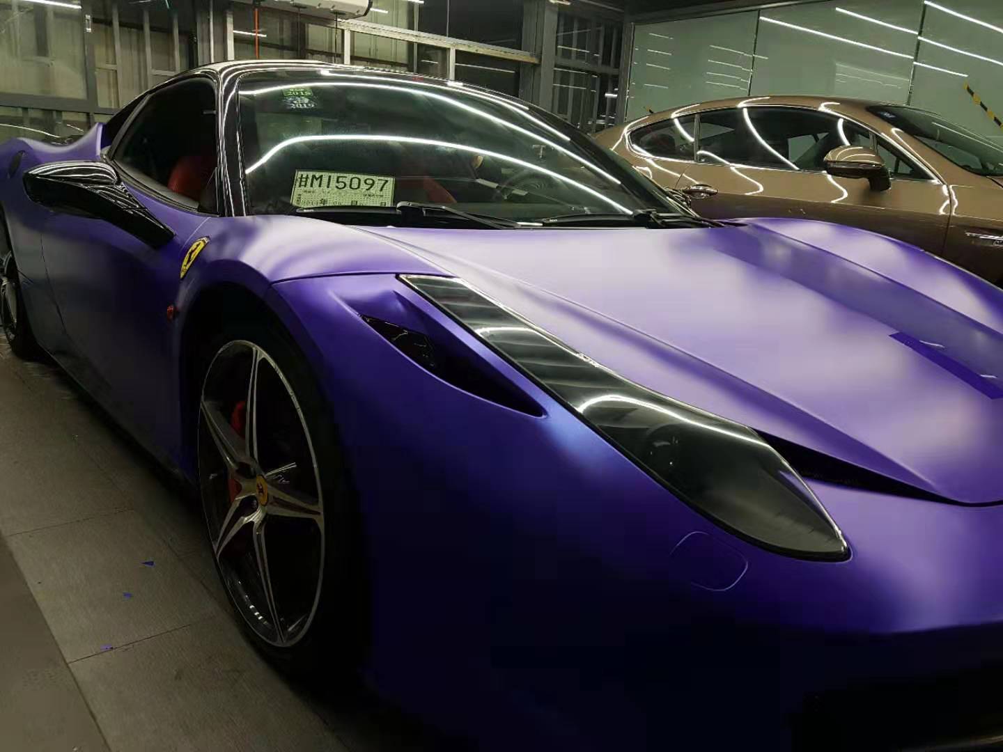 完美的质感,时尚的延续-法拉利改色电光紫身披紫奎星战袍