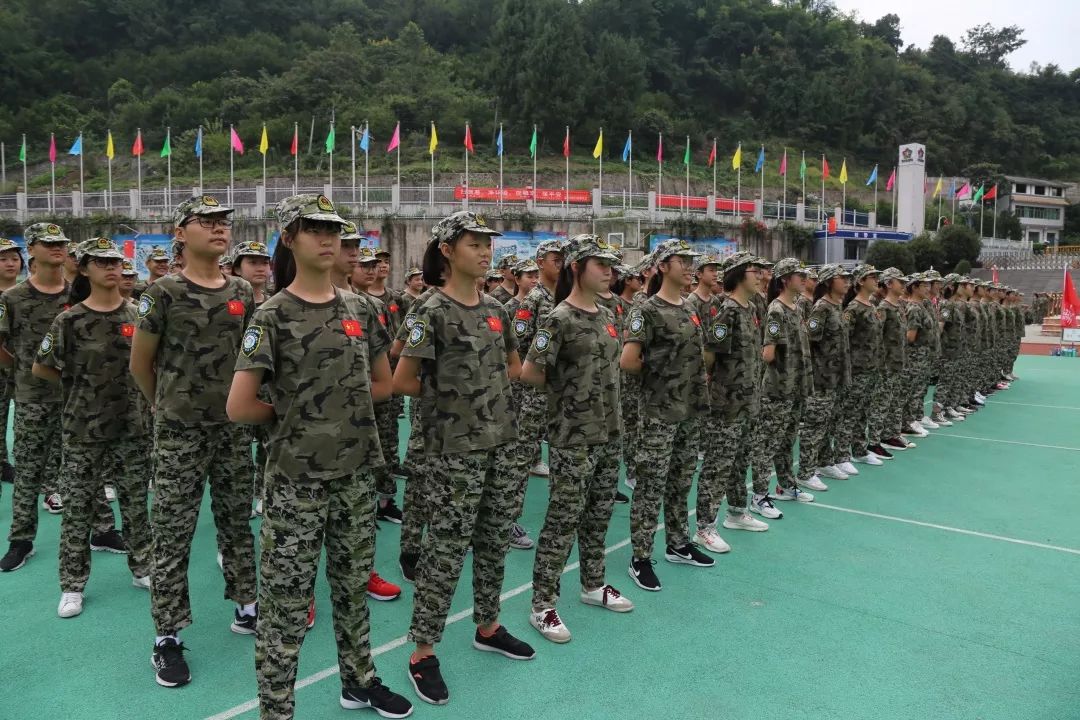 纸上得来终觉浅绝知此事要躬行万州中学小周综合实践活动纪实