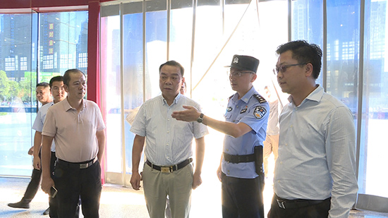 王槐生来赤督办"迎大庆,保军运"安全稳定工作