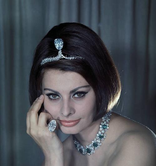 世界著名影星索菲亚罗兰当你会用香水时优雅生活已在向你招手