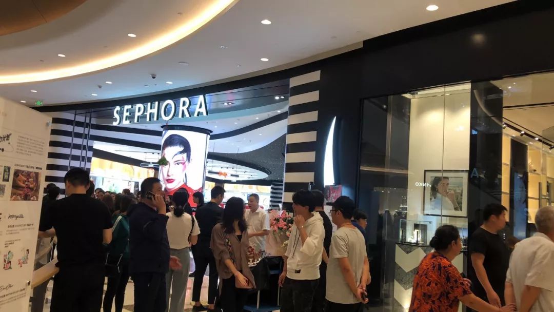 人从众济南万象城今日开业海量高清实景照爆出附最全购物攻略