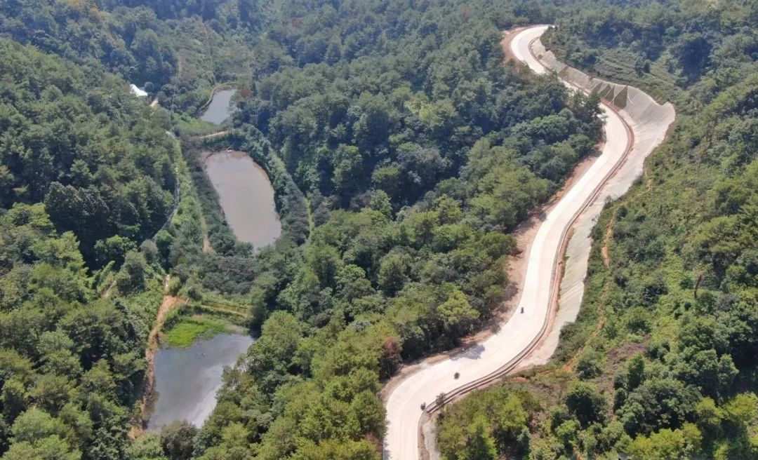 一路皆风景百岁山旅游公路今日通车