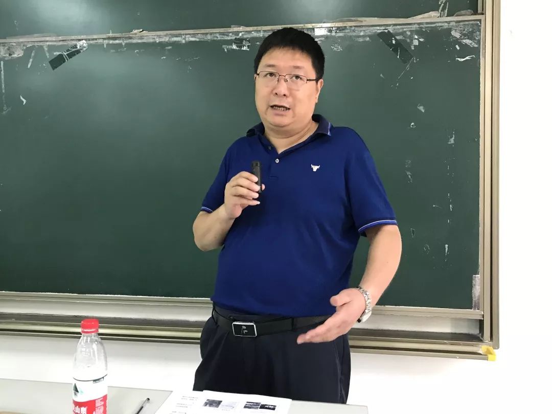 东南大学施畅副研究员应邀谈网络安全