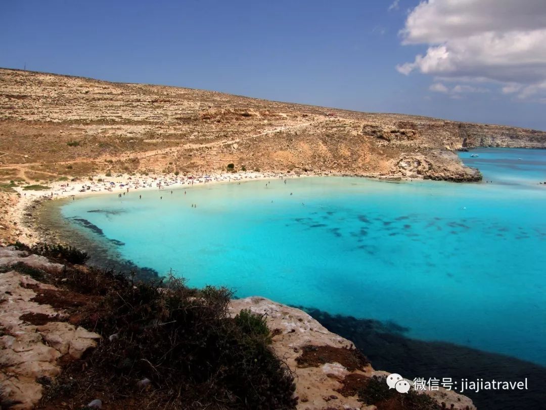 立陶宛库尔斯沙嘴被称为"巴尔干半岛的亚特兰蒂斯",这条细长的沙嘴