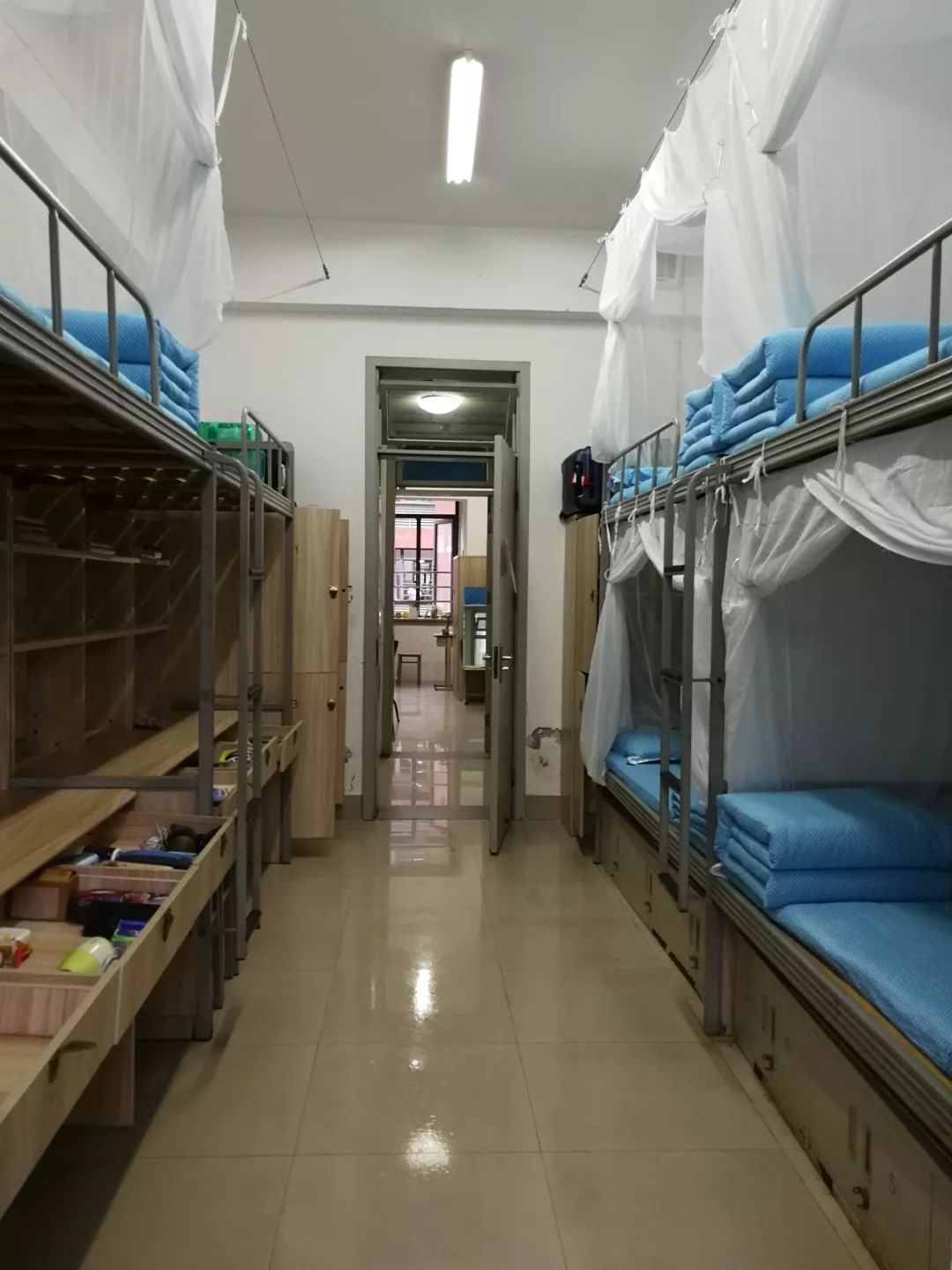 成都七中高新校区第十届寝室美化大赛规范化大赛成功举行