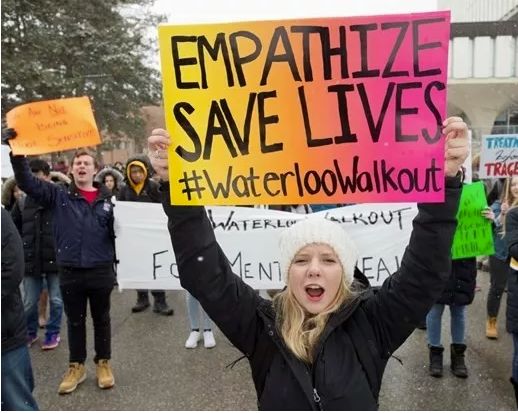 p. 多伦多大学一学生从ba楼跳下,一名年轻的生命离开了我们_walkout