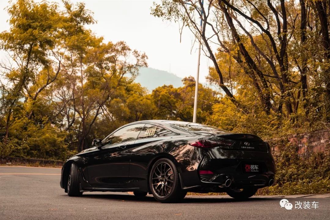 奇瑞王英菲尼迪q60改装黑武士全身散发出凶猛气息