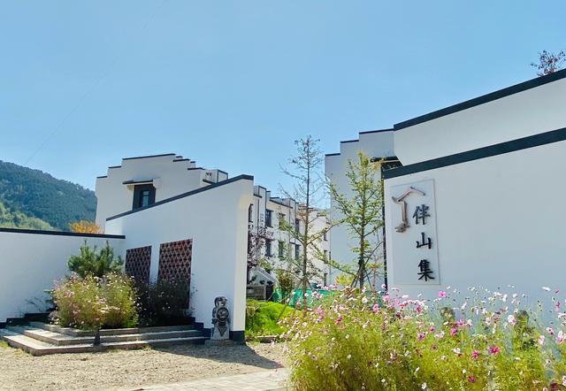 伴山集的今天一个有借鉴意义的创新2017 年8 月16 日,滦平县县长于山