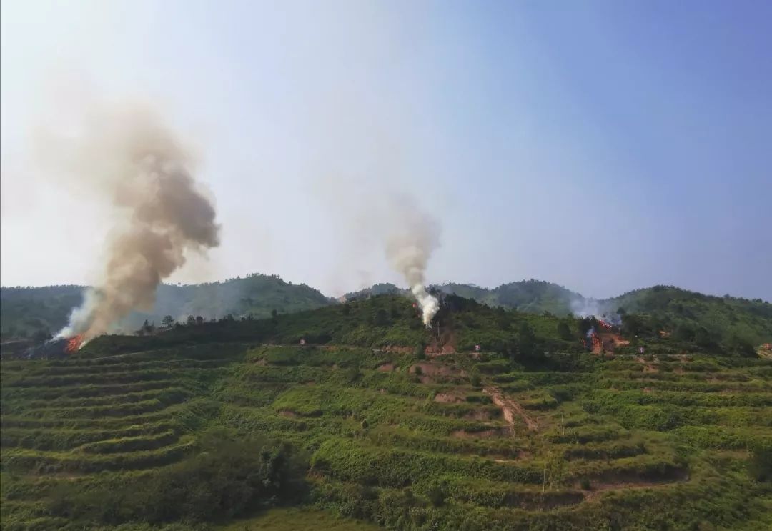 山上增设蓄水池……27日上午,全市2019年森林火灾应急实战演练在五华