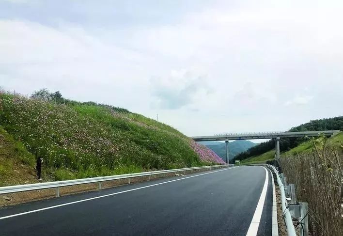 長春人集通高速今日通車以後去集安只要3小時20分鐘