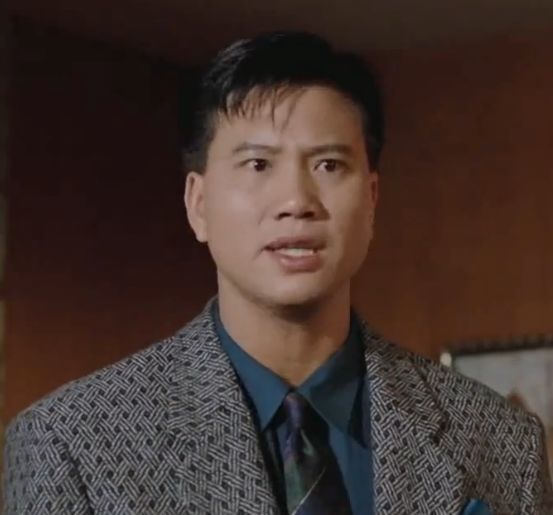 他一手捧红刘德华周星驰,如今上街没有人认识,网友:巨星陨落_万梓良