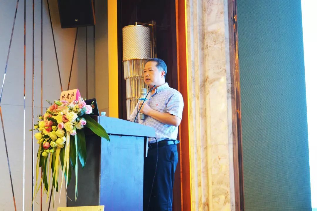 甲母痣与甲黑素瘤诊断与处理高天文教授授课高天文教授讲解了甲母痣与