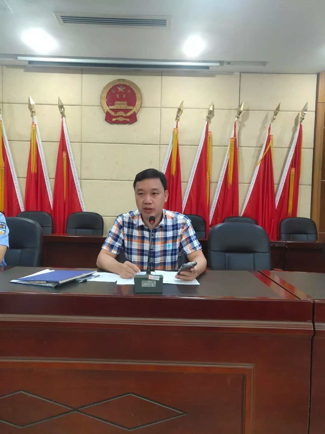安溪感德镇召开出境人员劝返工作推进会